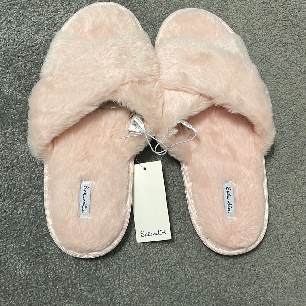 Splendid Faux Fur Crisscross Slippers size M/L NWT